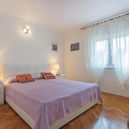 Awesome Apartment In Fazana With Wifi Esterno foto